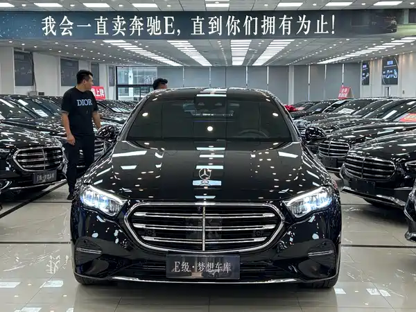 Mercedes-Benz E-Class 2025