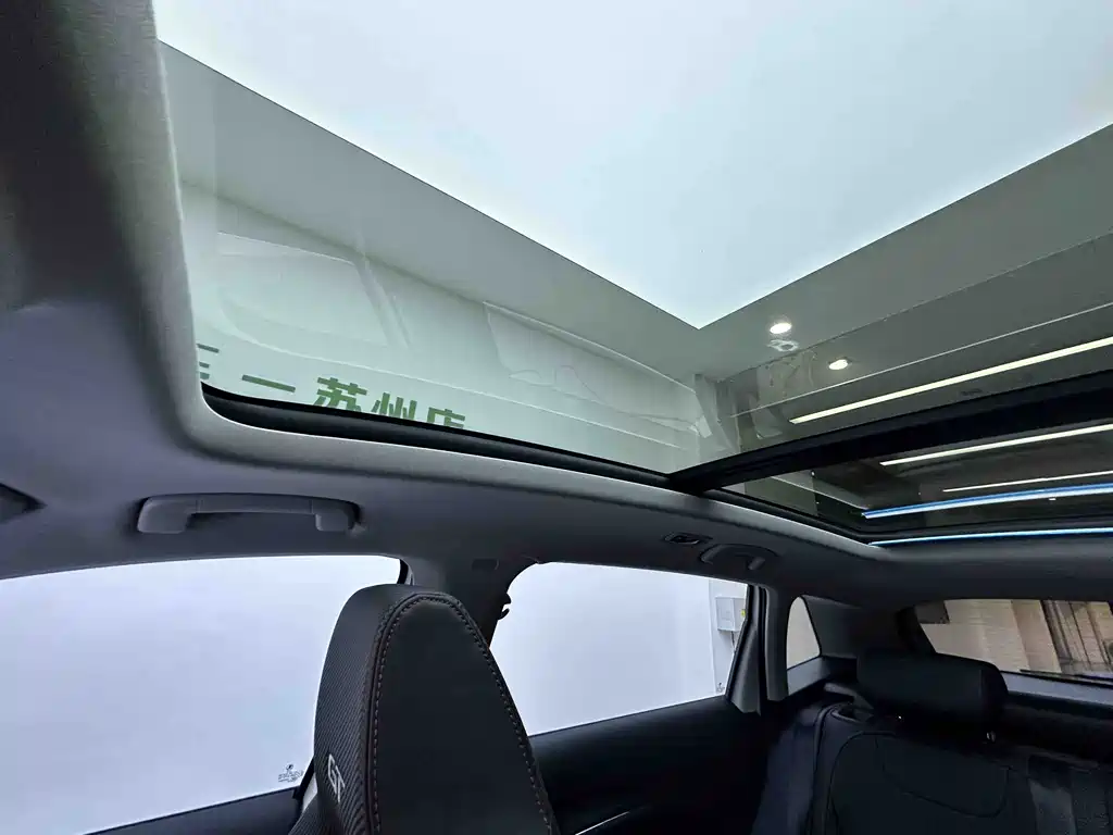 Skoda Kamiq 2023 — фото 16