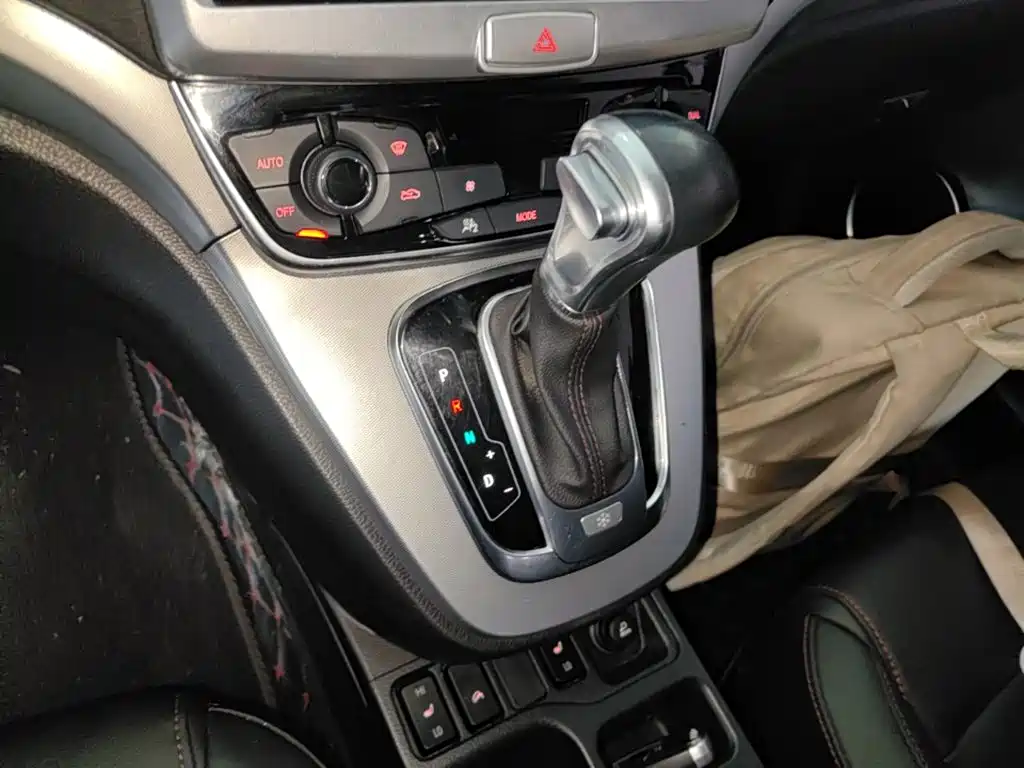 Haval H6 2017 — фото 14