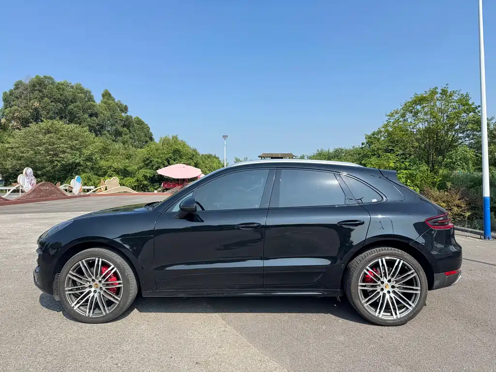 Porsche Macan 2015 — фото 4