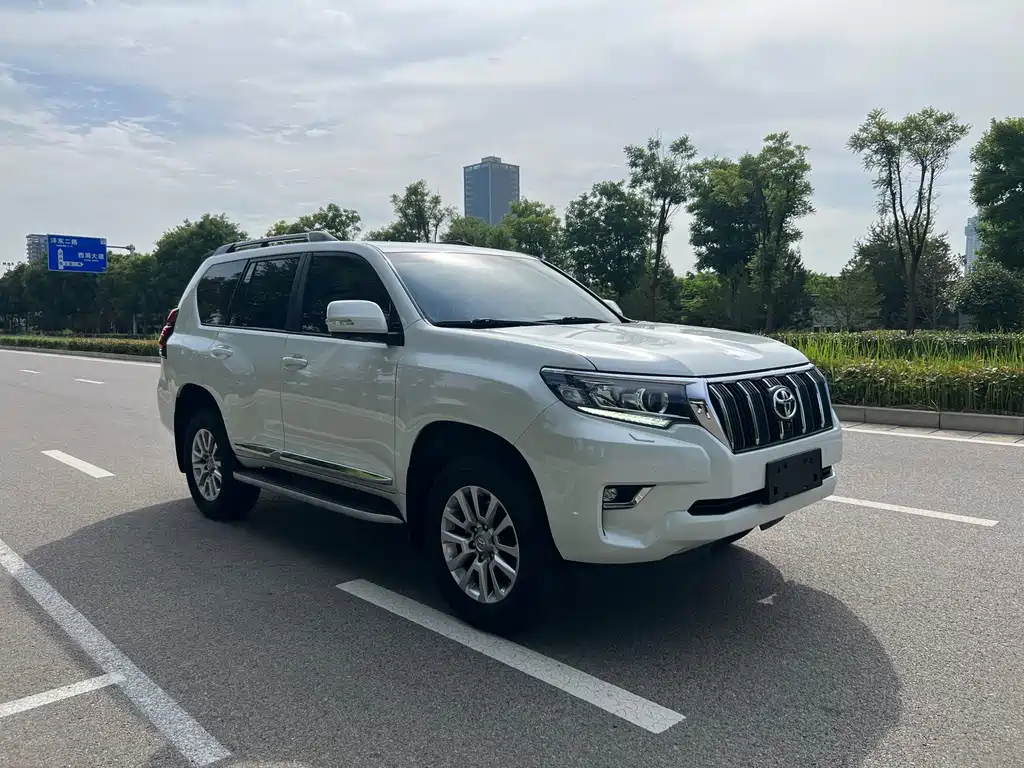 Toyota Prado 2020