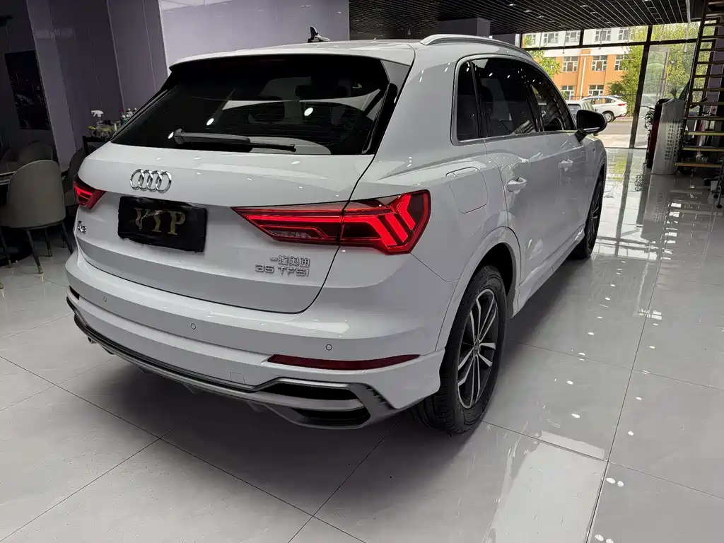 Audi Q3 2022