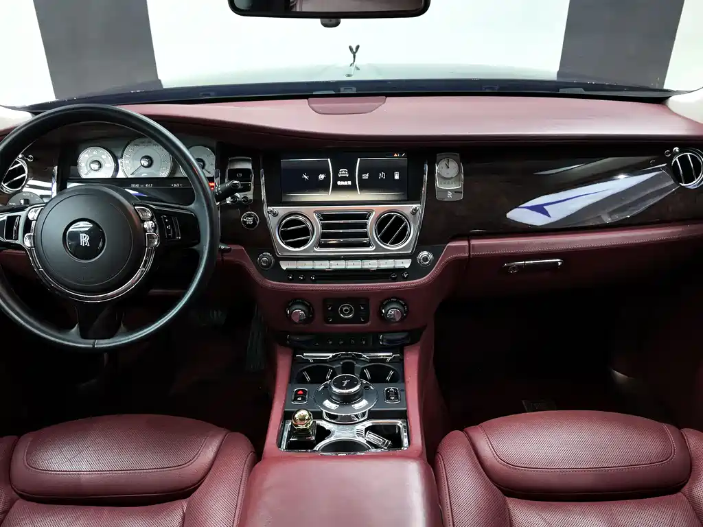 Rolls-Royce Ghost 2016