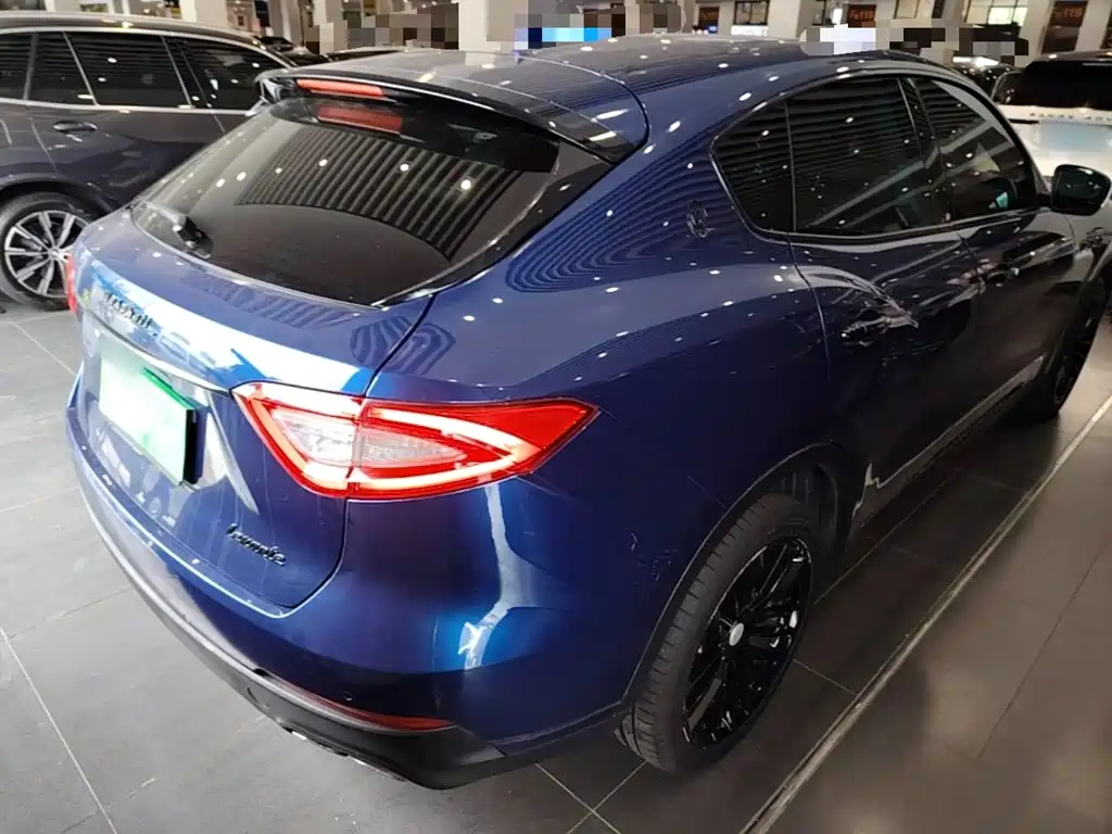 Maserati Levante 2018 — фото 7