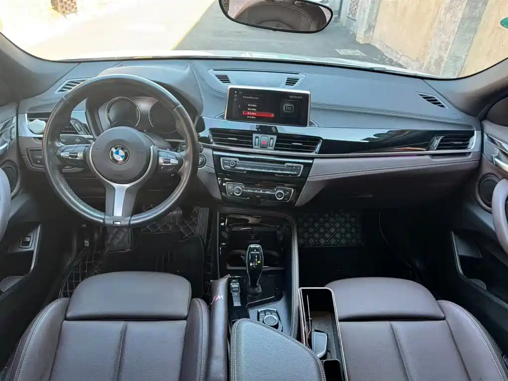 BMW X2 2020 — фото 11