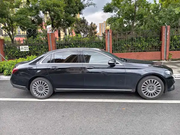 Mercedes-Benz E-Class 2020