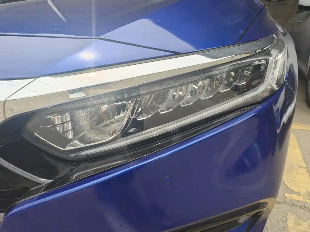 Honda Accord 2020 — фото 12