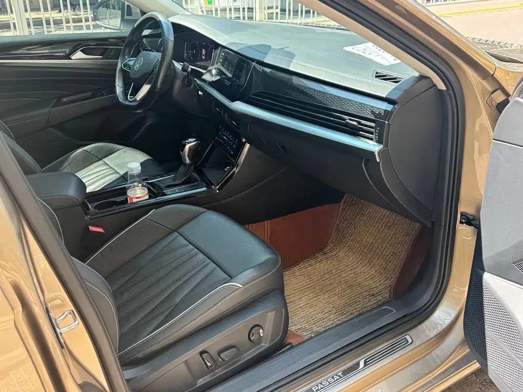 Volkswagen Passat 2022