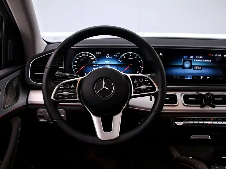Mercedes-Benz GLE 2023 — фото 7