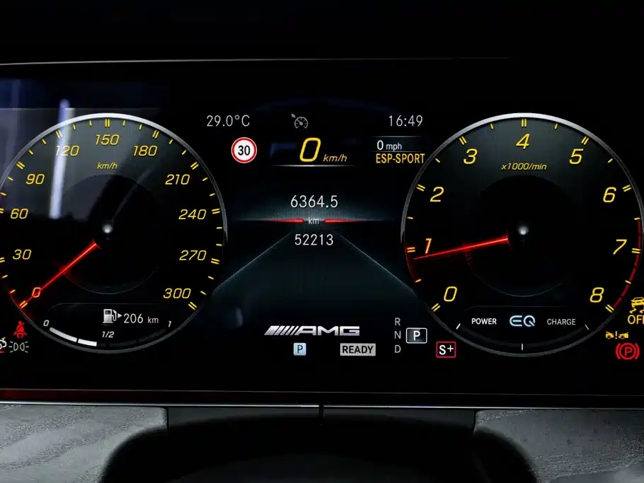 Mercedes-Benz AMG GT 2023 — фото 13