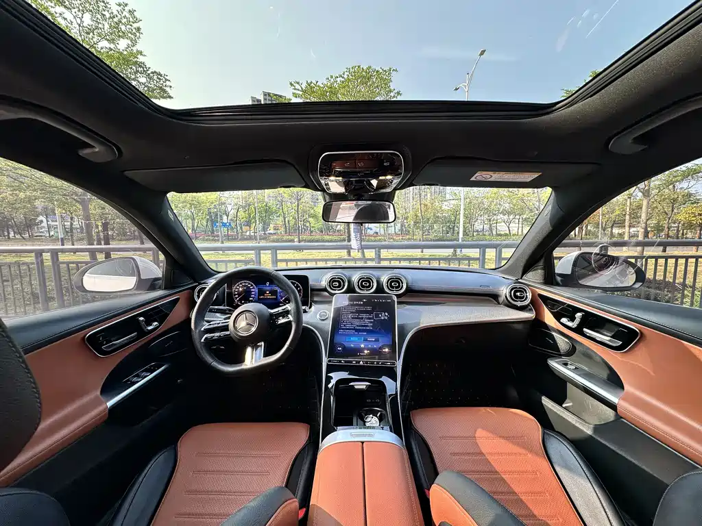 Mercedes-Benz C-Class 2023 — фото 5