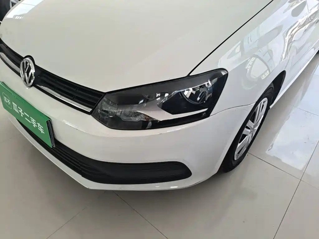 Volkswagen Polo 2019 — фото 24