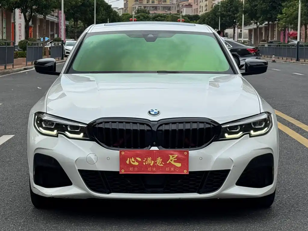 BMW 3 Series 2021
