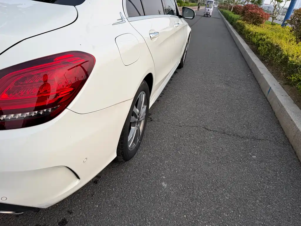 Mercedes-Benz C-Class 2020 — фото 11