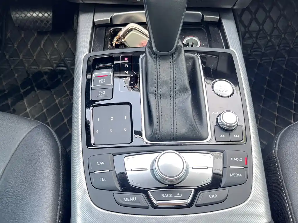 Audi A6L 2017 — фото 14