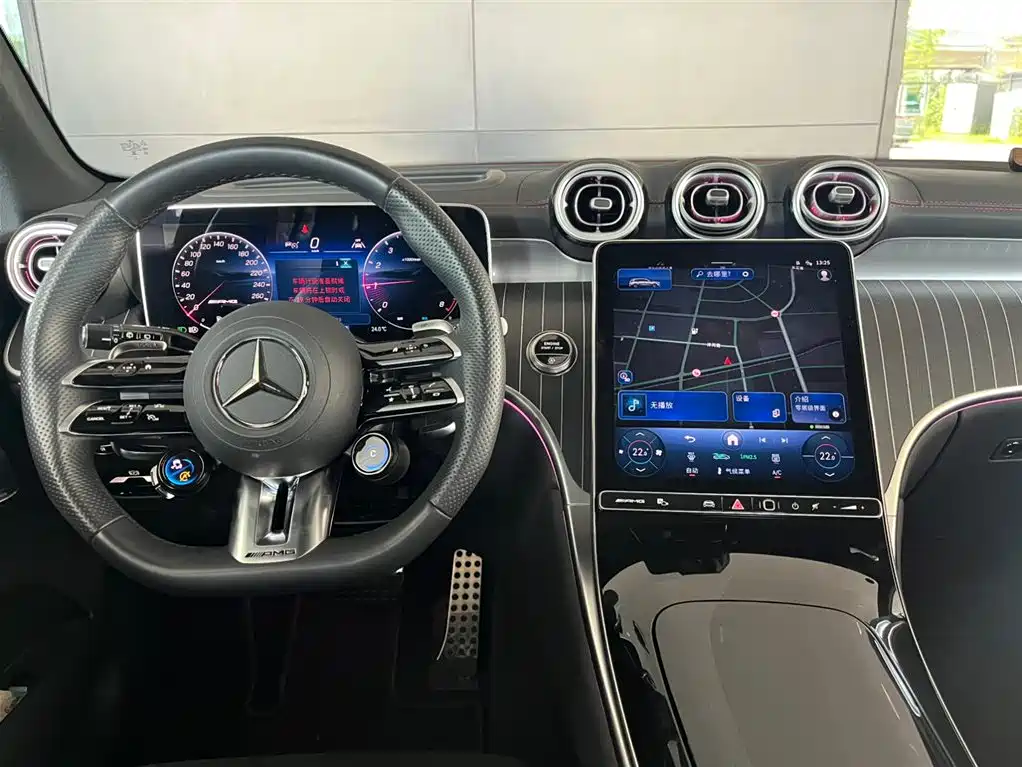 Mercedes-Benz GLC AMG 2025 — фото 7