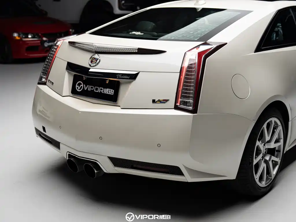 Cadillac CTS 2015 — фото 17
