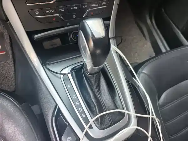 Ford Edge 2016