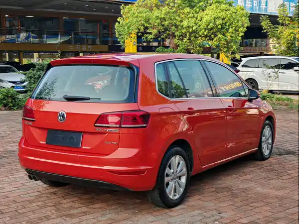 Volkswagen Golf Jialu 2016