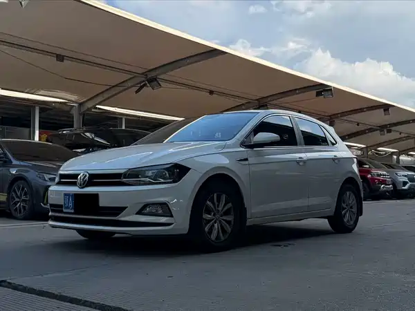 Volkswagen Polo 2021
