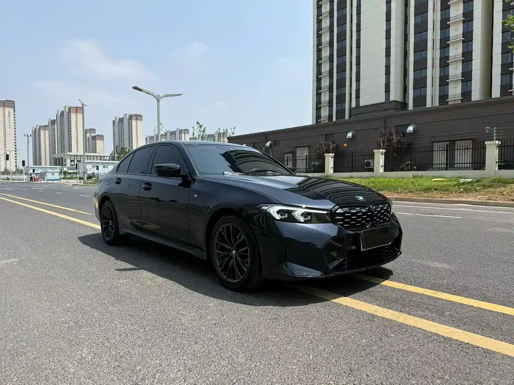 BMW 3 Series 2023