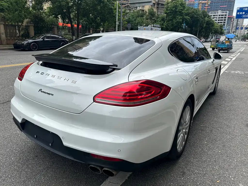Porsche Panamera 2016 — фото 7