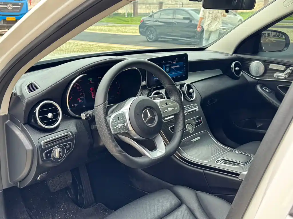 Mercedes-Benz C-Class 2021 — фото 14