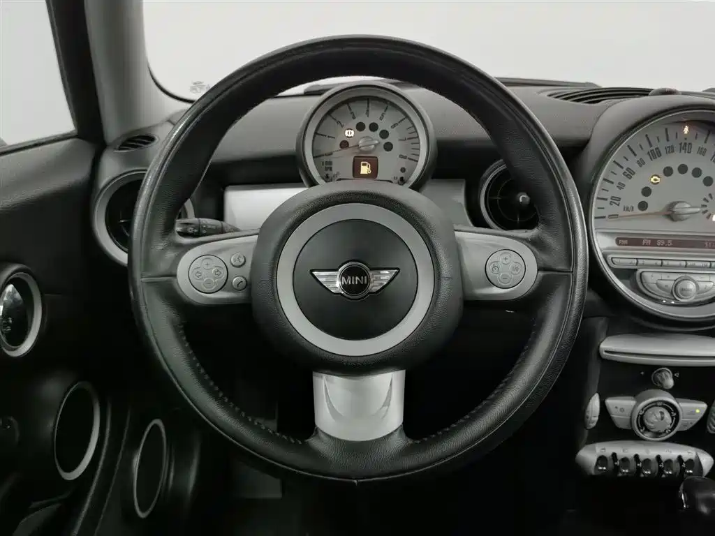 MINI Clubman 2010 — фото 11