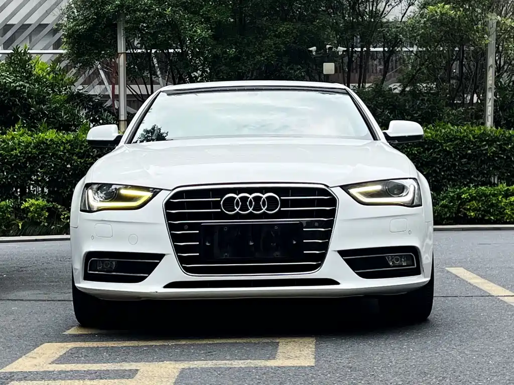 Audi A4L 2015 — фото 2