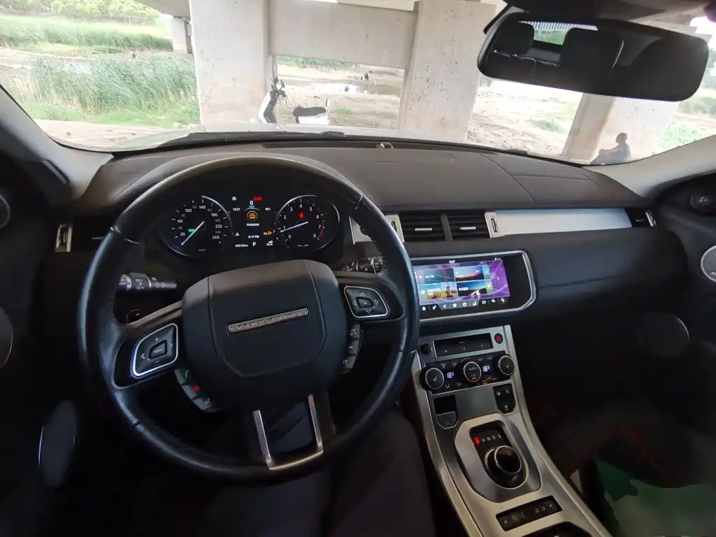 Land Rover Range Rover Evoque 2018 — фото 10