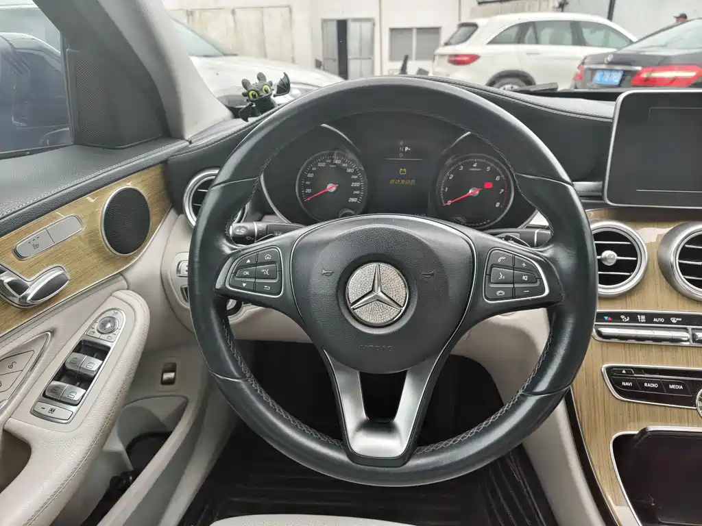 Mercedes-Benz C-Class 2016 — фото 16