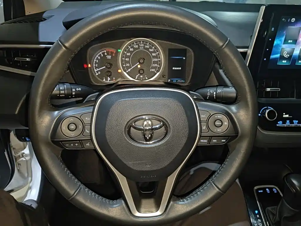 Toyota Corolla 2020 — фото 11