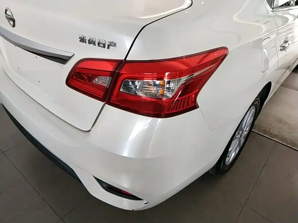 Nissan Sylphy 2022 — фото 24