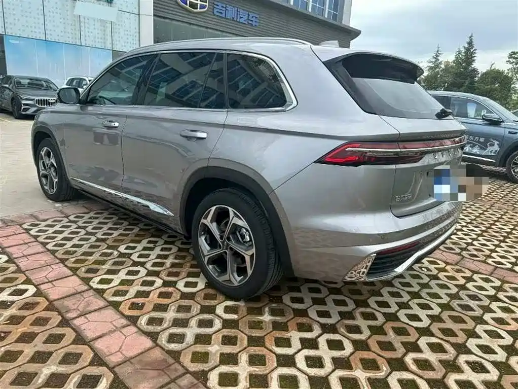 Geely Xingyue L 2024 — фото 5