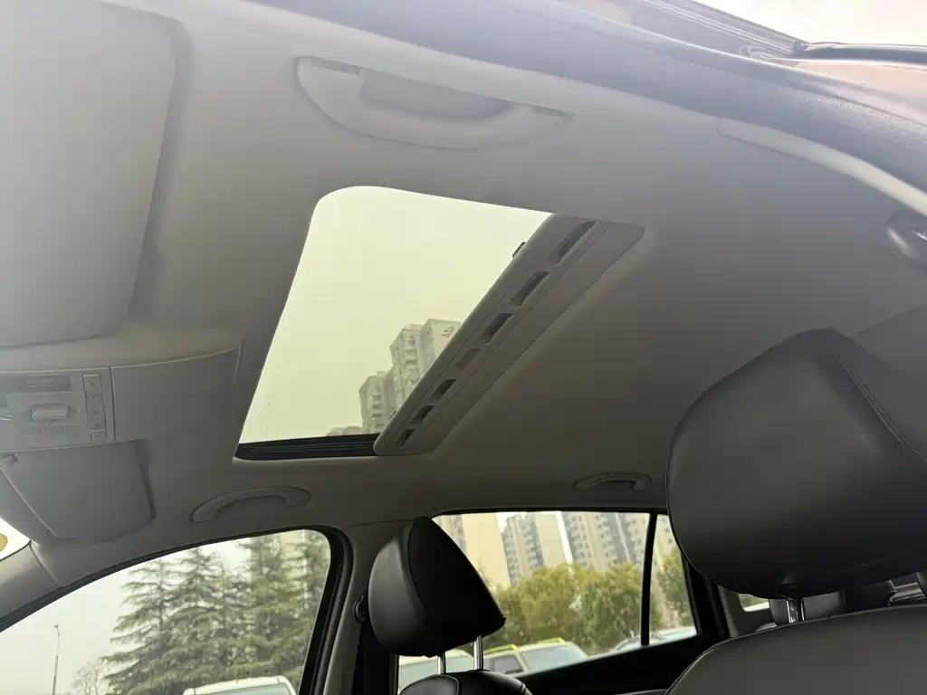 Volkswagen Gran Lavida 2014