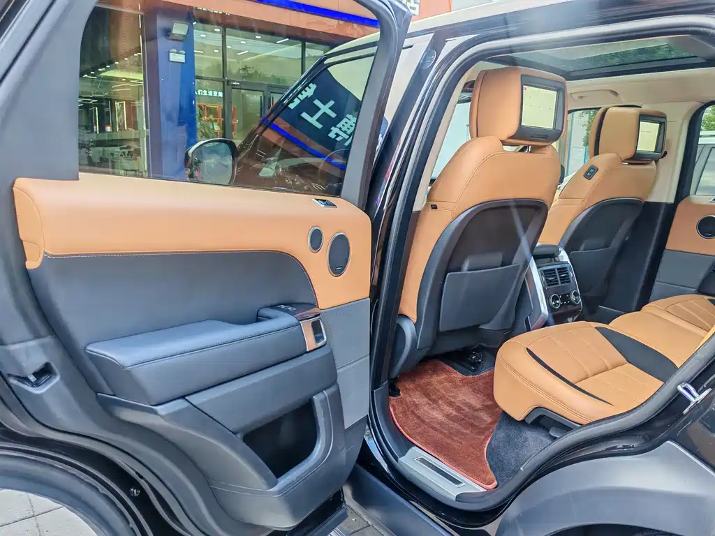 Land Rover Range Rover Sport 2022 — фото 16