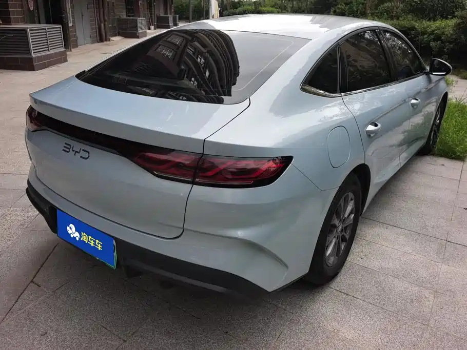 BYD Qin L 2024 — фото 3