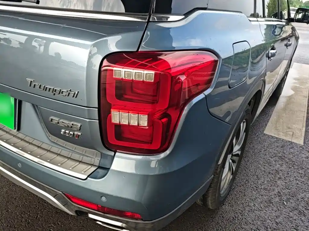 GAC Trumpchi GS8 2017 — фото 24