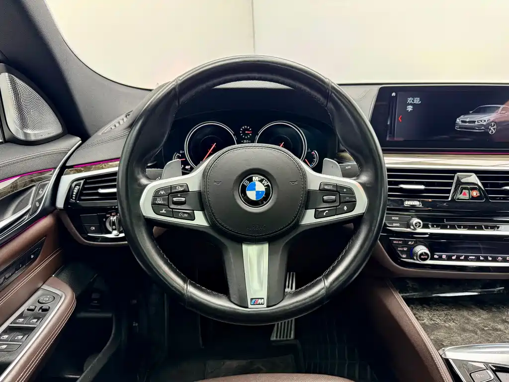 BMW 6 Series GT 2018 — фото 18