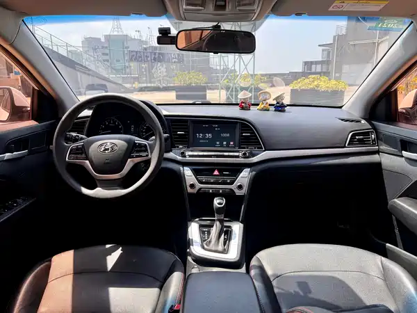 Hyundai Celesta 2018