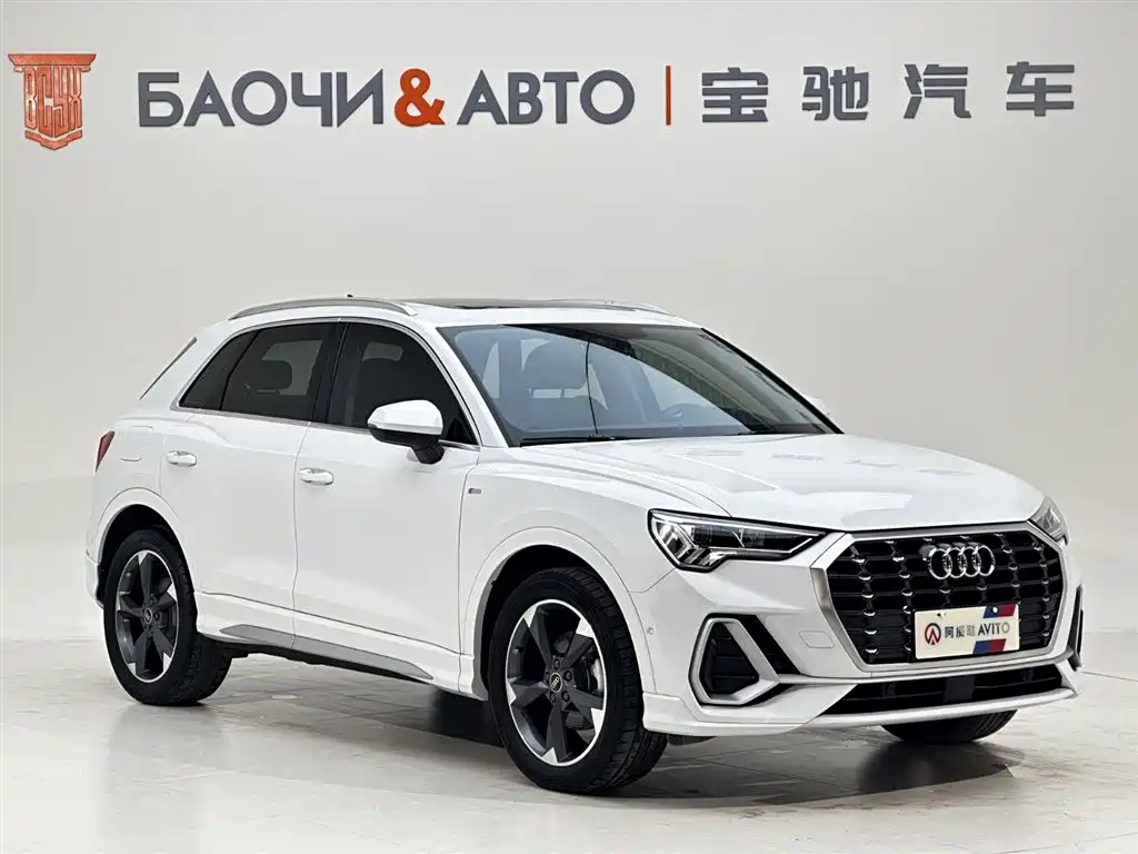 Audi Q3 2022 — фото 2