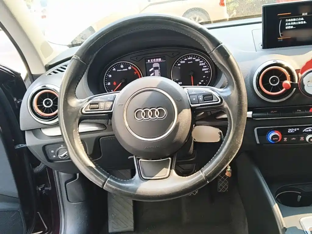 Audi A3 2017 — фото 11