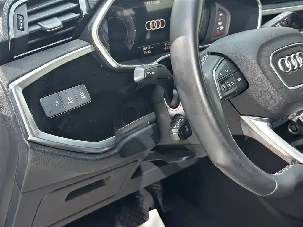 Audi Q3 2022 — фото 10