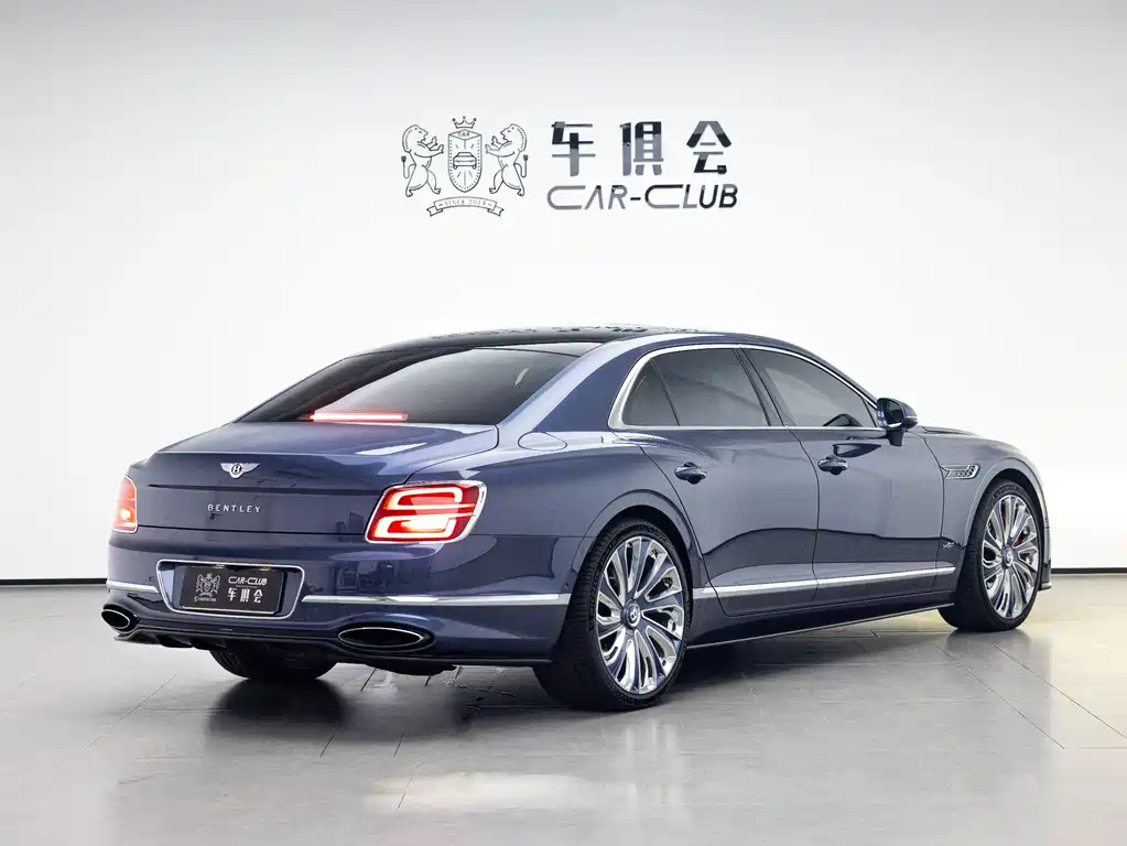 Bentley Flying Spur 2020 — фото 6