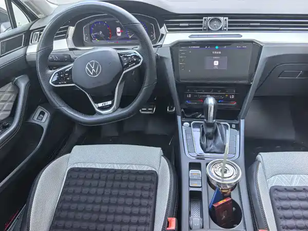 Volkswagen Magotan 2023