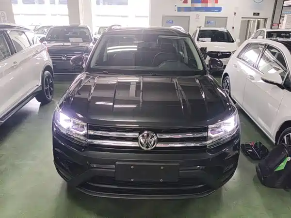 Volkswagen Tharu 2020