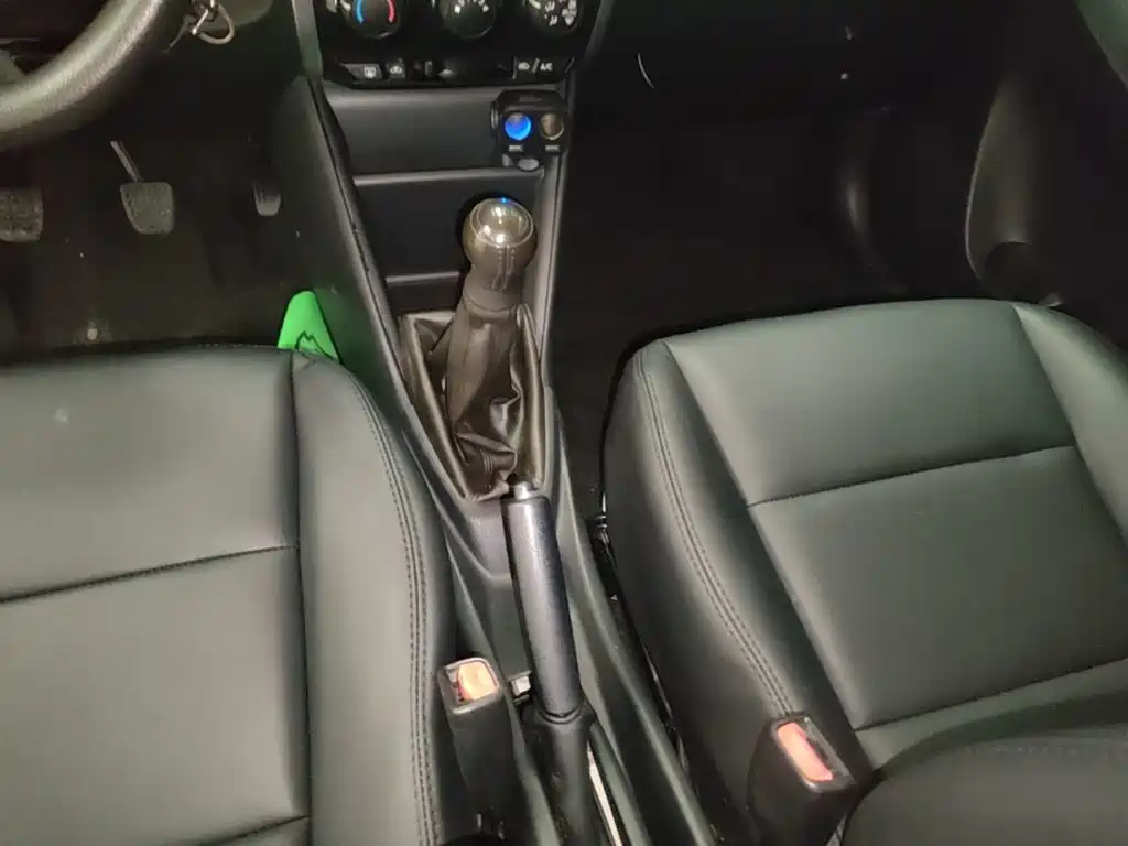 Toyota Vios 2015 — фото 14