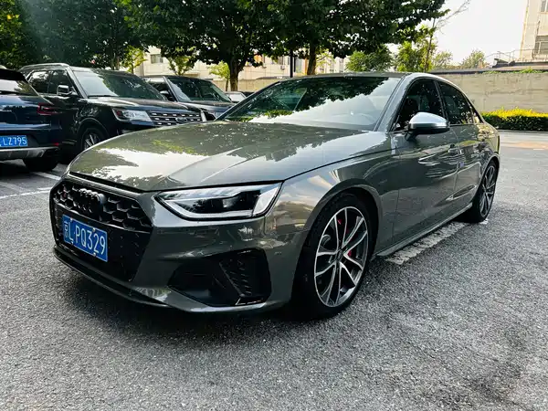 Audi S4 2024