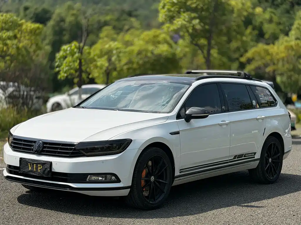 Volkswagen Viloran 2019