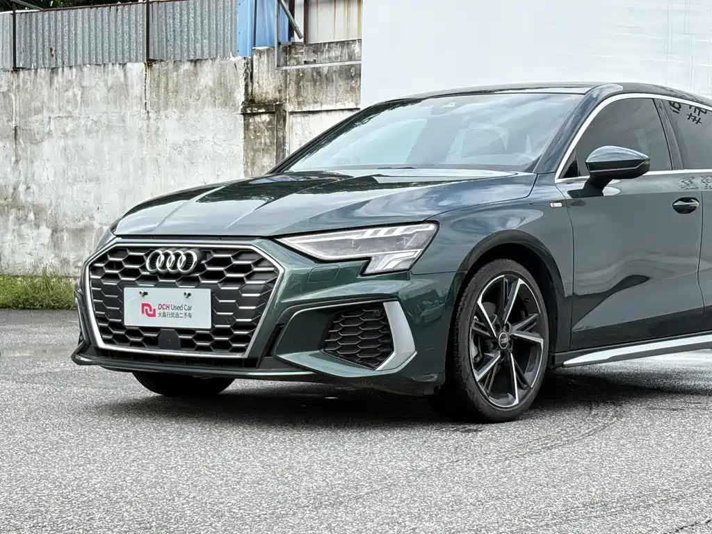 Audi A3 2023 — фото 21